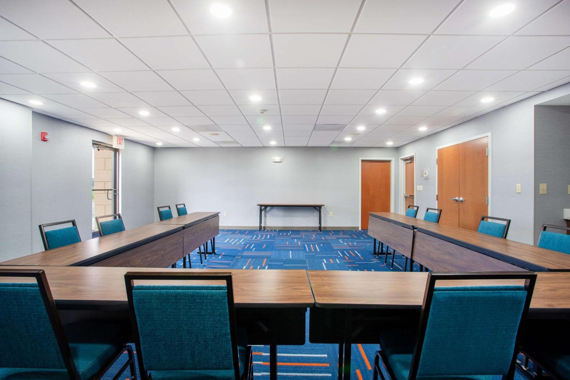 Hampton Inn Elkins Εξωτερικό φωτογραφία