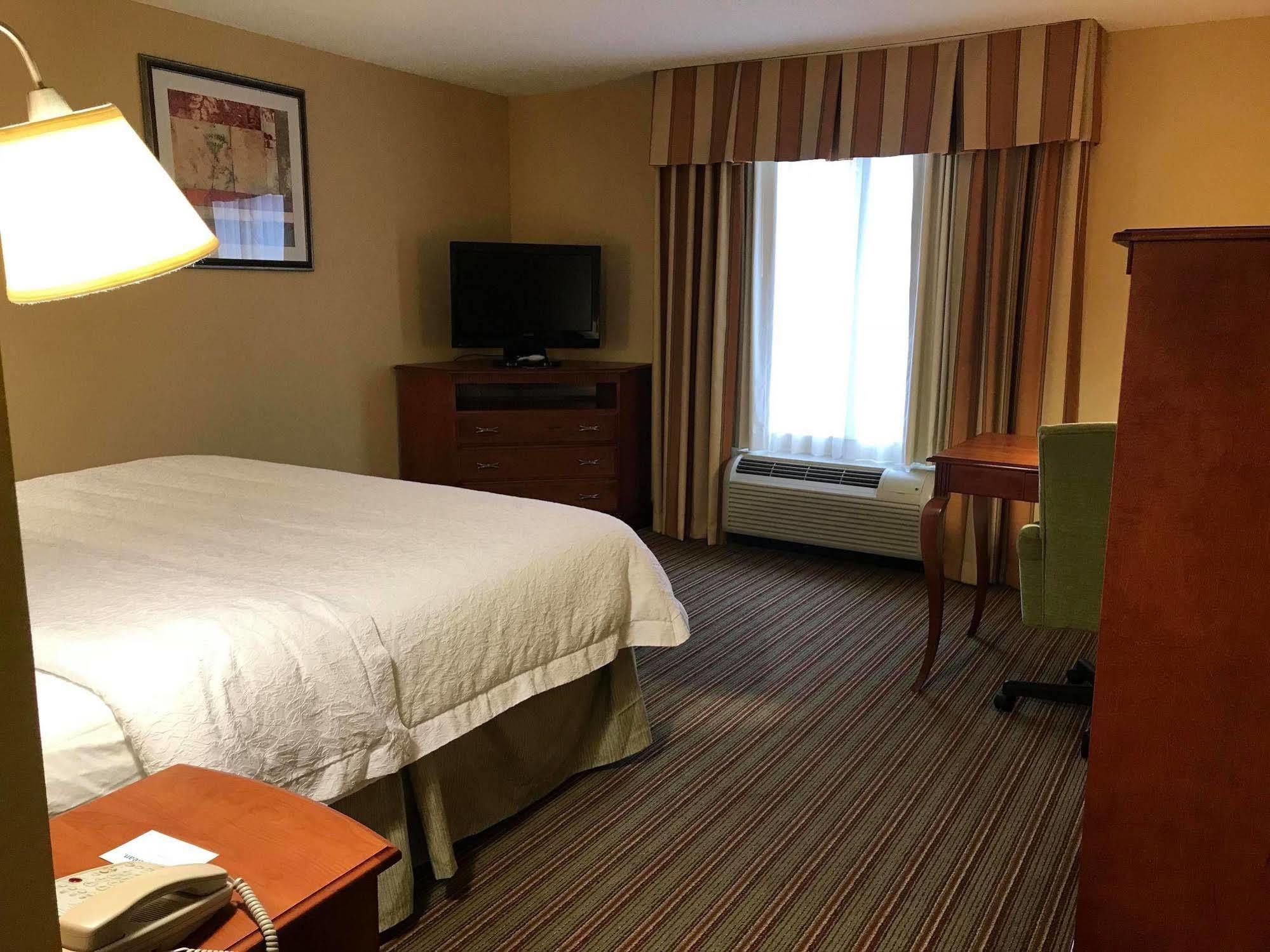 Hampton Inn Elkins Εξωτερικό φωτογραφία